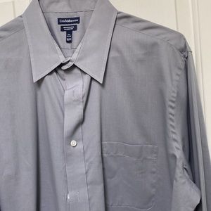 Men’s long sleeve button down dress shirt